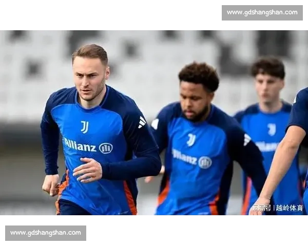 尤文总监表态：图多尔帅位稳固，库普梅纳斯获认可